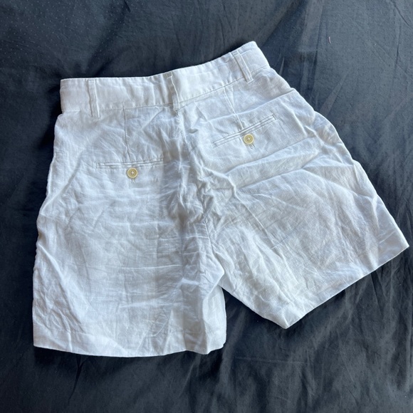 Aritzia white linen shorts, size 0 - Picture 2 of 3